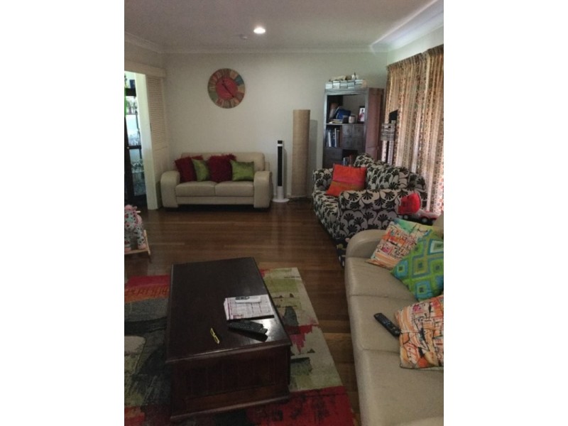 10 Waterman Street, Old Bar NSW 2430