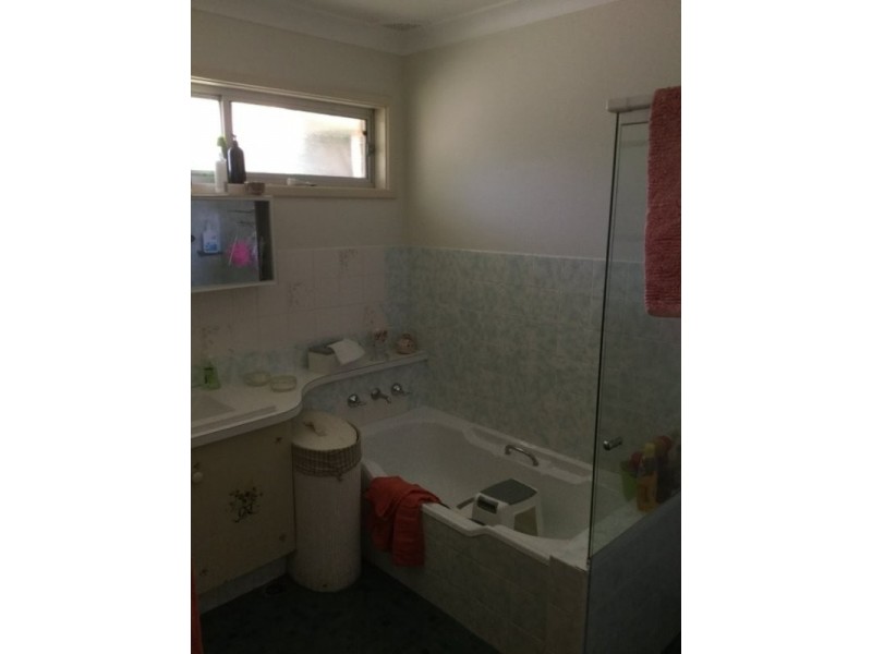 10 Waterman Street, Old Bar NSW 2430