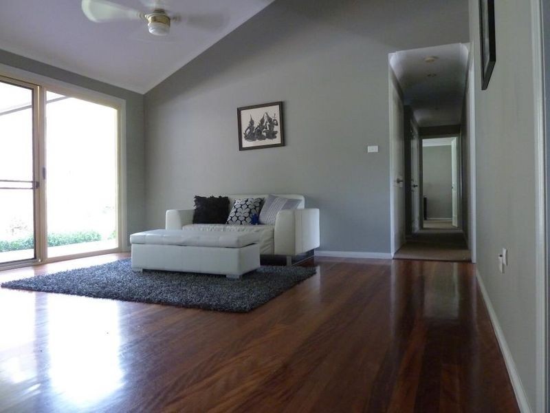 34 Kolinda Drive, Old Bar NSW 2430