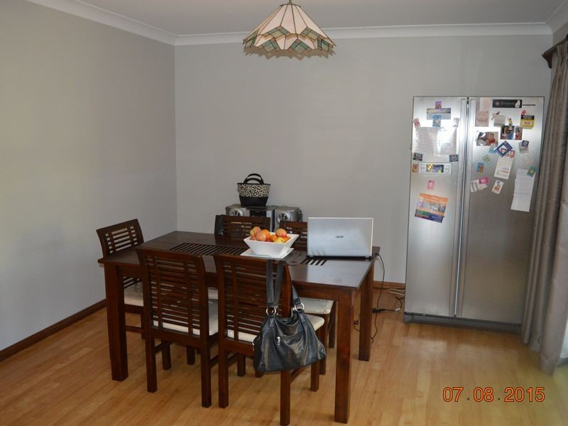 18 Drury Close, Old Bar NSW 2430