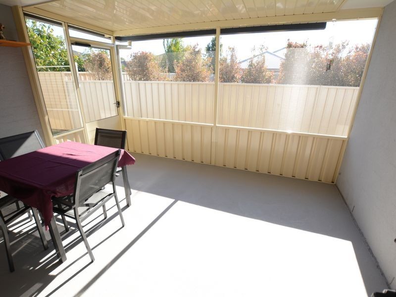 3B Albatross Way, Old Bar NSW 2430