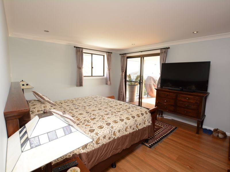 14 Ocean Drive, Wallabi Point NSW 2430