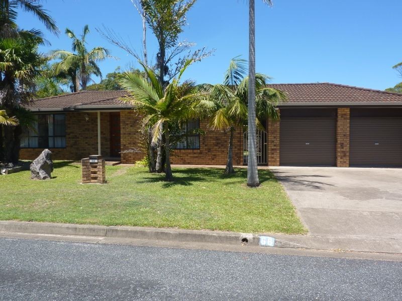 66 Waterman Street, Old Bar NSW 2430