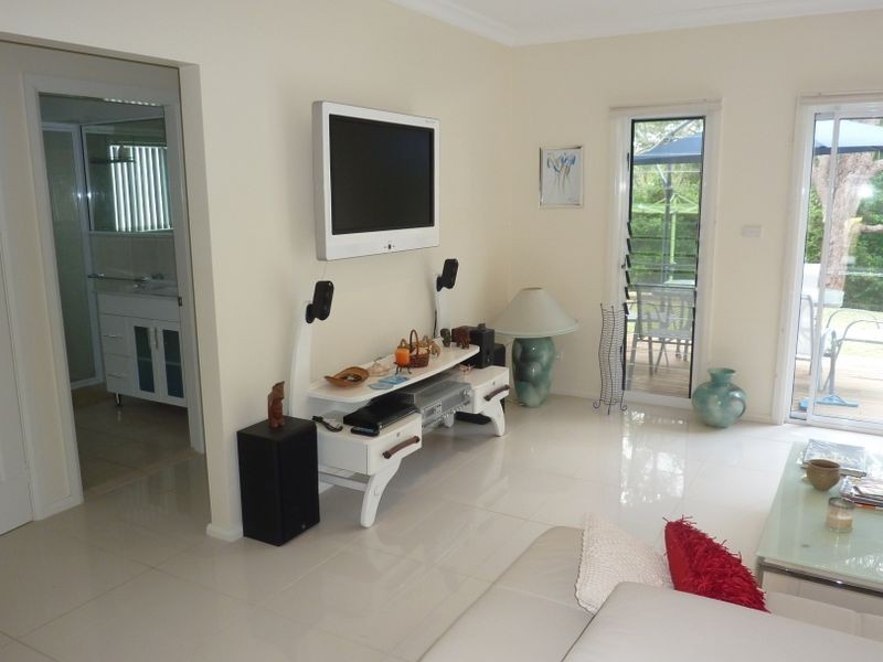 7 Hall Street, Old Bar NSW 2430