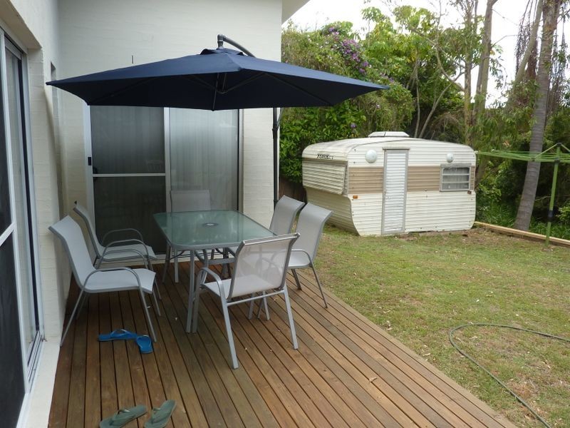 7 Hall Street, Old Bar NSW 2430