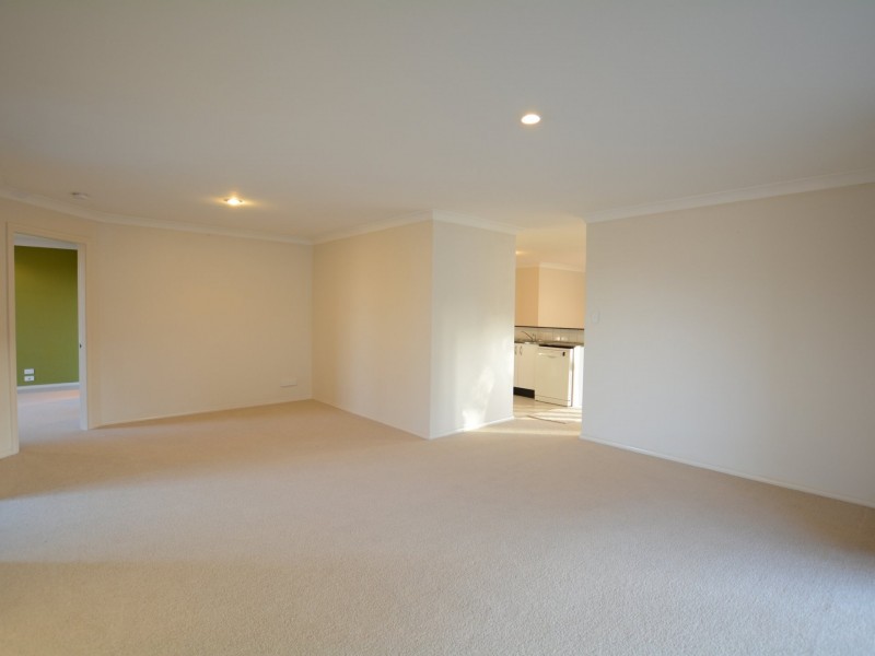 32 Mistral Place, Old Bar NSW 2430