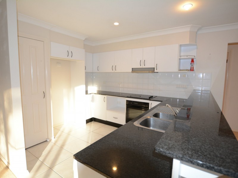 32 Mistral Place, Old Bar NSW 2430