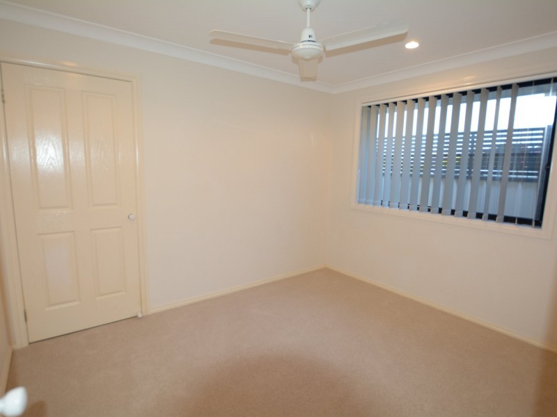 32 Mistral Place, Old Bar NSW 2430