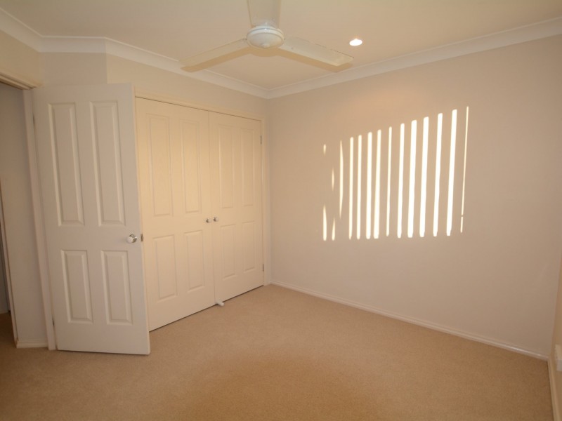 32 Mistral Place, Old Bar NSW 2430