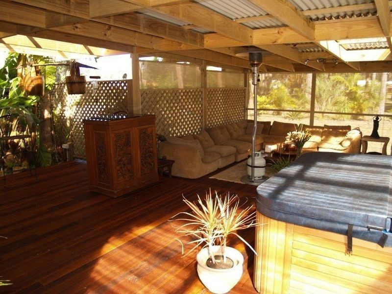15 South Heron Road, Old Bar NSW 2430