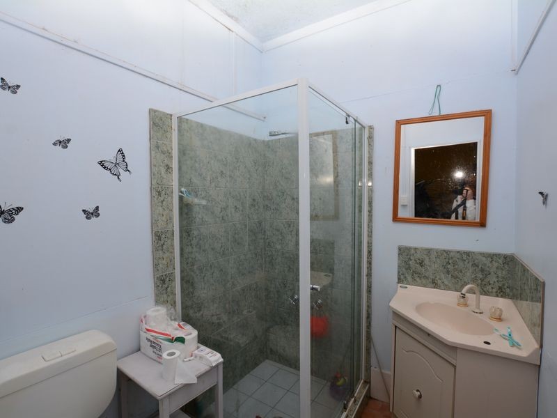 103 Old Bar Road, Old Bar NSW 2430