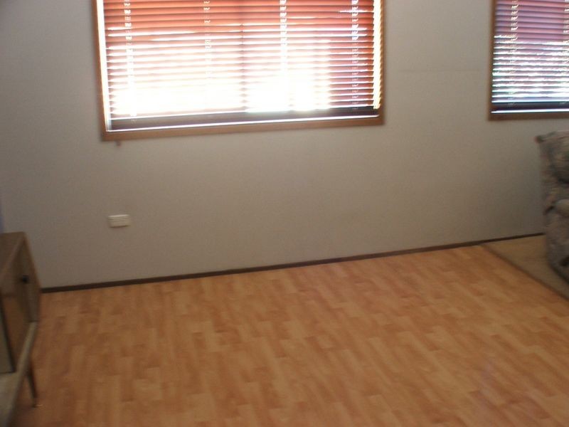 5 Old Bar Road, Old Bar NSW 2430