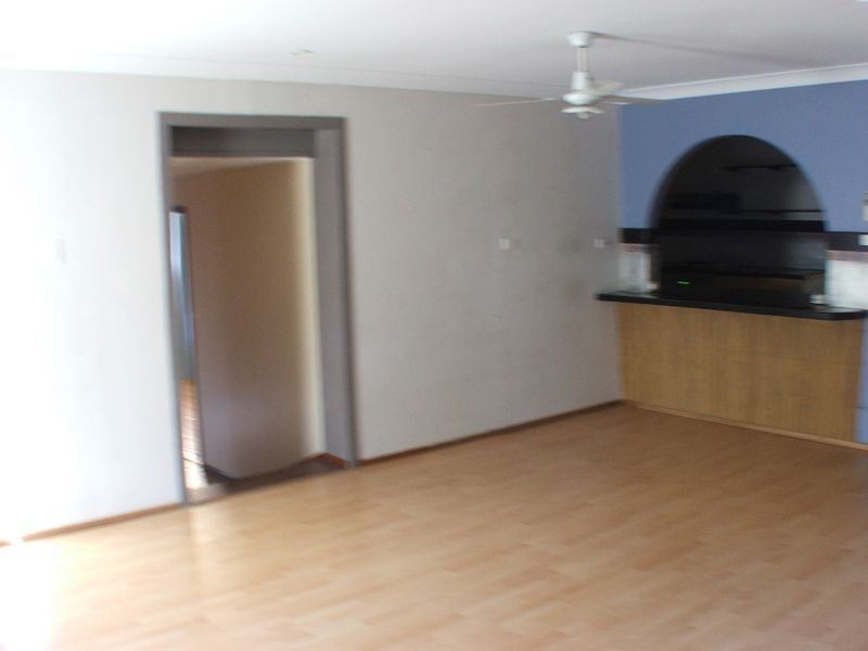 5 Old Bar Road, Old Bar NSW 2430