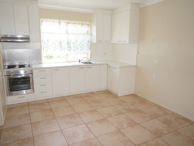 2/39-41 Old Bar Road, Old Bar NSW 2430