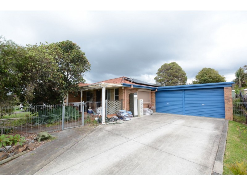 8 Wyden Street, Old Bar NSW 2430