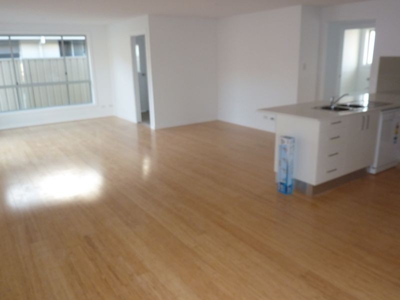 8 Bluehaven Drive, Old Bar NSW 2430