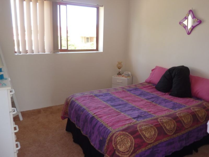 5 Banyula Drive, Old Bar NSW 2430