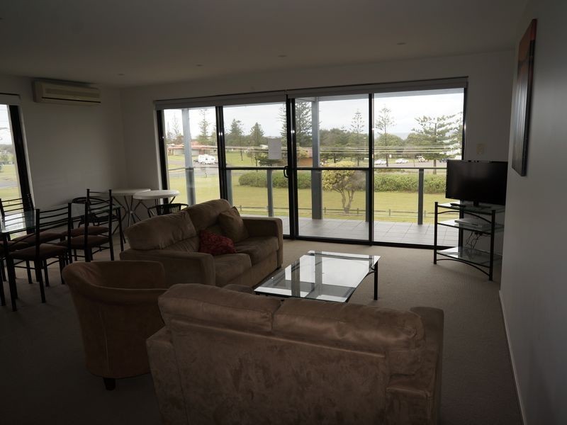 4/7 Ungala Road, Old Bar NSW 2430