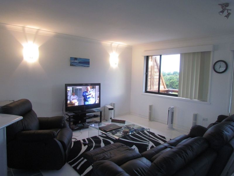 1 Beach Street, Wallabi Point NSW 2430