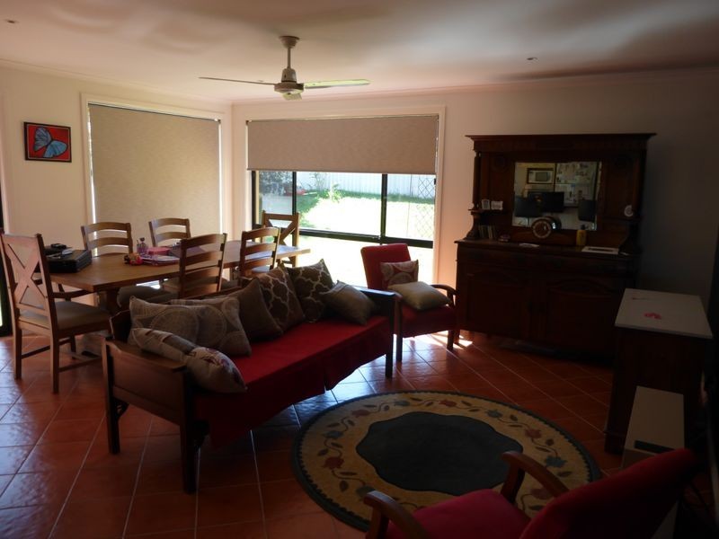 7 Surfsound Ave, Wallabi Point NSW 2430