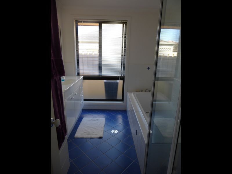 7 Surfsound Ave, Wallabi Point NSW 2430