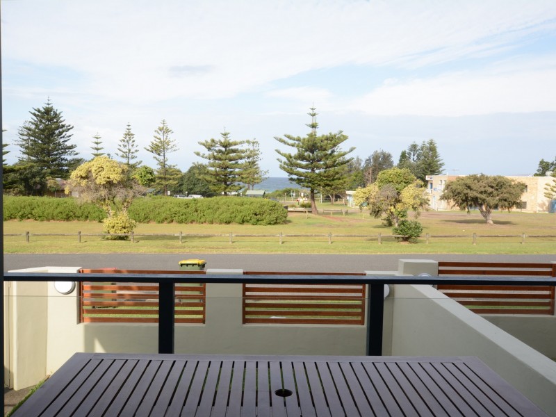 2/7 Ungala Road, Old Bar NSW 2430