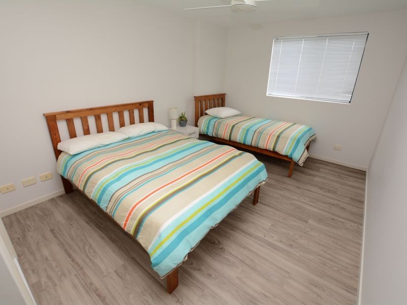 2/7 Ungala Road, Old Bar NSW 2430