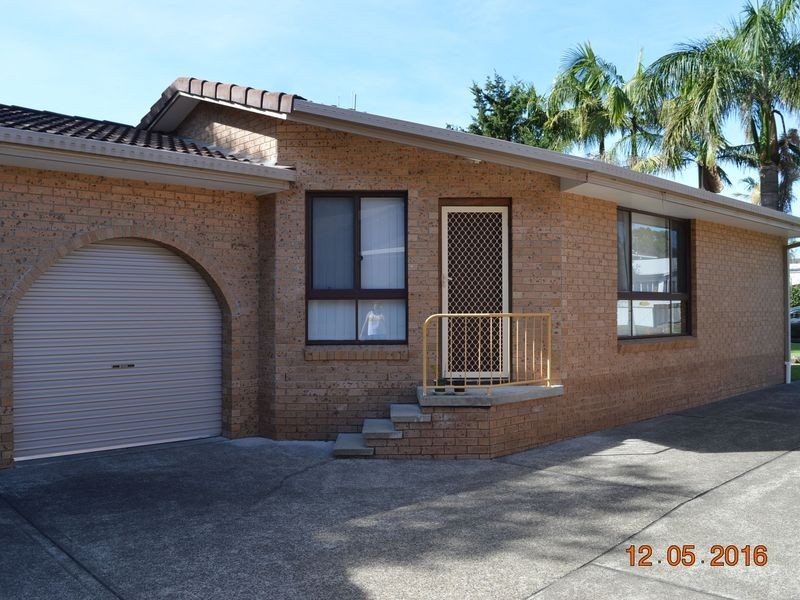 4/17 George Street, Old Bar NSW 2430