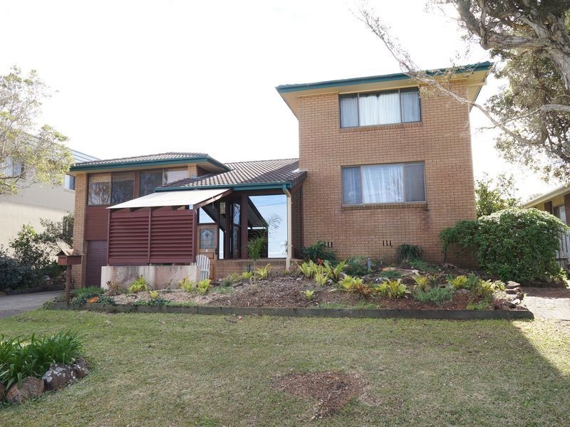 5 Smith Street, Old Bar NSW 2430