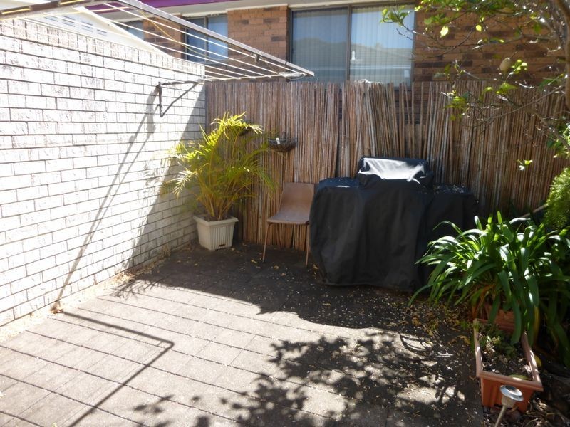 2/17 Belle Villa Parade, Old Bar NSW 2430