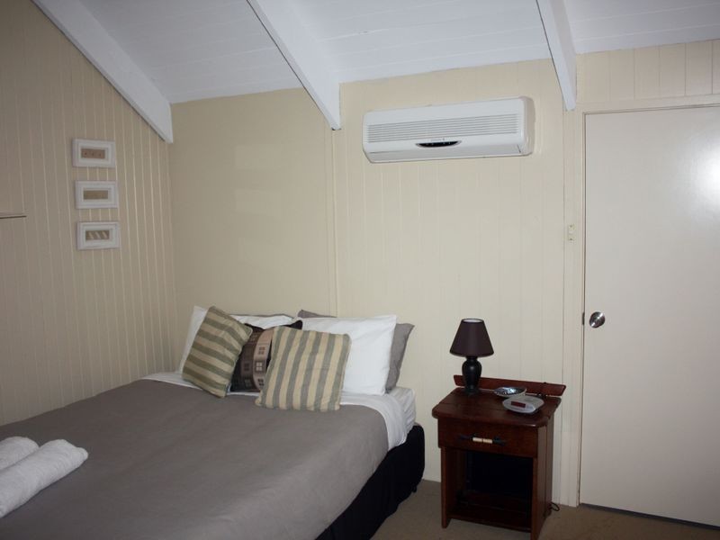 16 Lewis Street, Old Bar NSW 2430