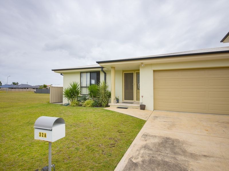 32A Ivy Crescent, Old Bar NSW 2430