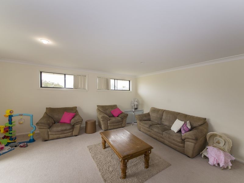 32A Ivy Crescent, Old Bar NSW 2430