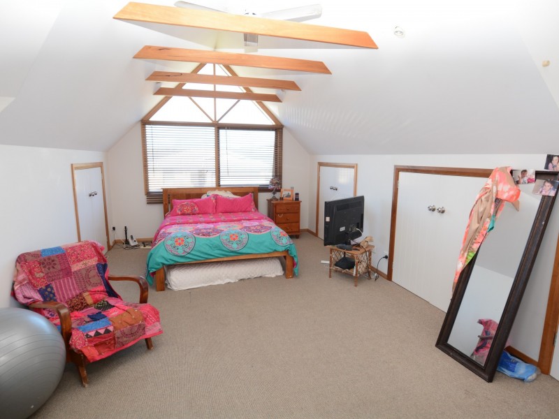 1/5 Flagtail Avenue, Old Bar NSW 2430