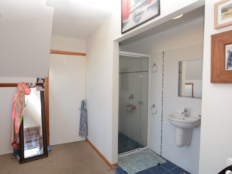 1/5 Flagtail Avenue, Old Bar NSW 2430