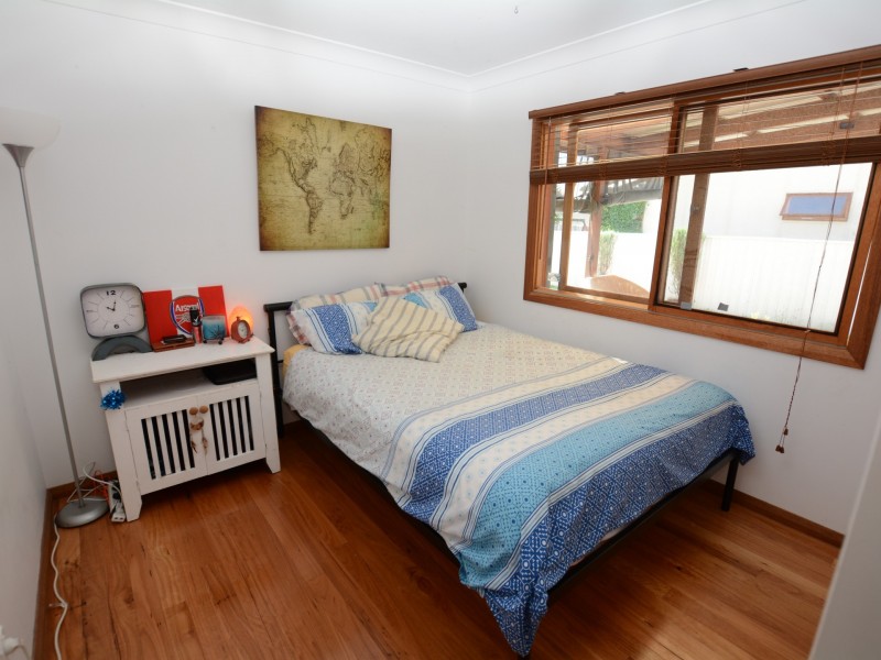 1/5 Flagtail Avenue, Old Bar NSW 2430