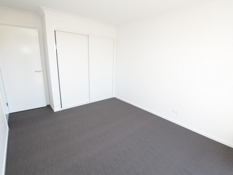 78 Albatross Way, Old Bar NSW 2430