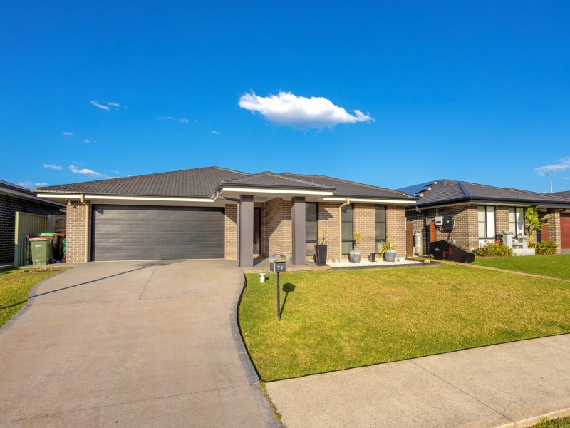 74 Albatross Way, Old Bar NSW 2430