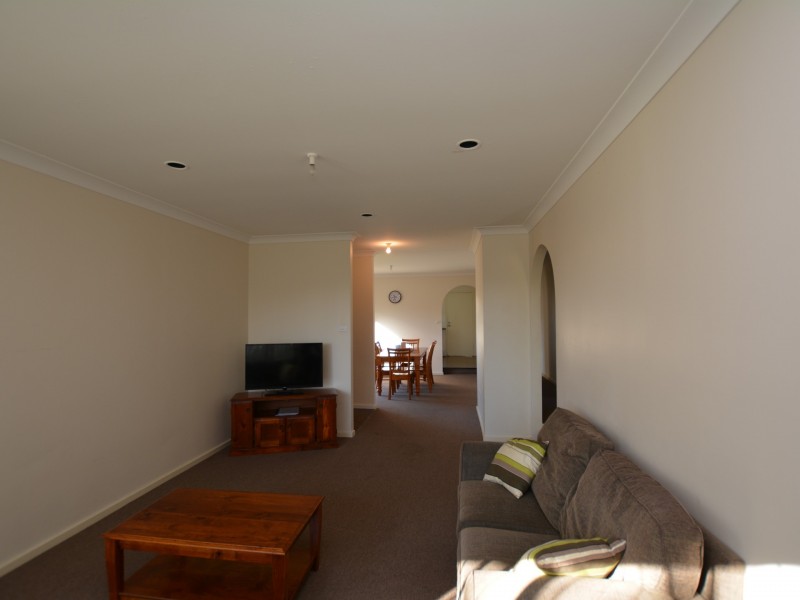 46 Waterman Street, Old Bar NSW 2430