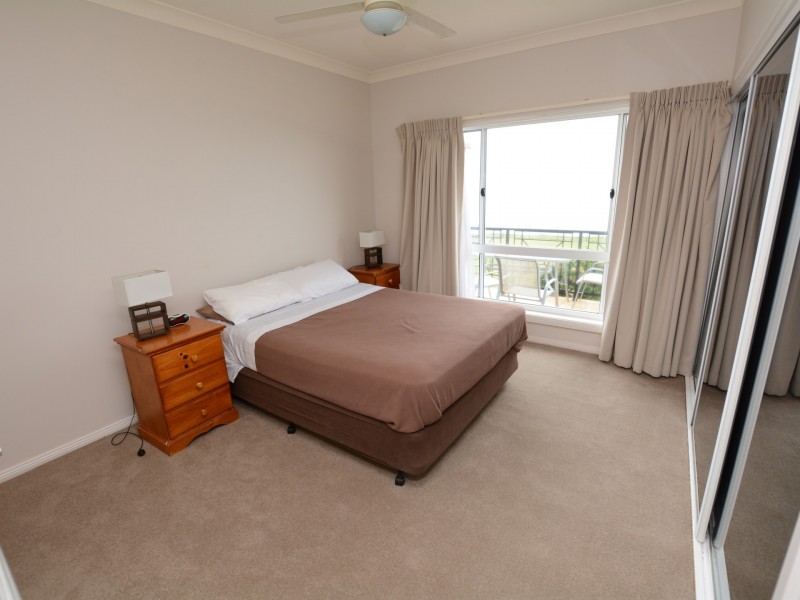 17/32 Lewis Street, Old Bar NSW 2430