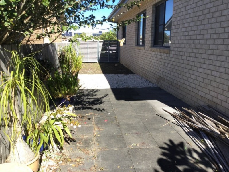 2/17 Belle Villa Parade, Old Bar NSW 2430