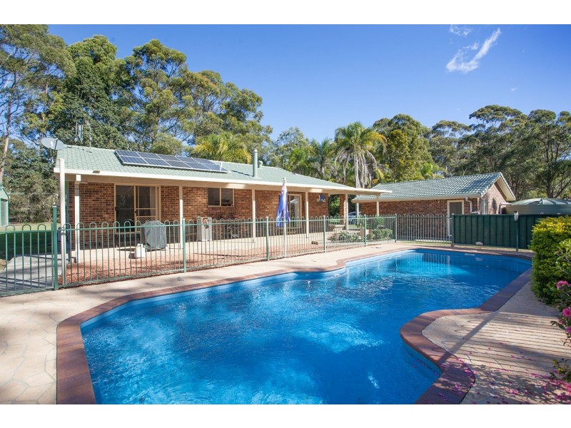 30 Kolinda Drive, Old Bar NSW 2430