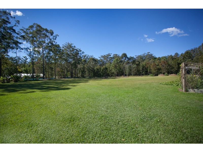 30 Kolinda Drive, Old Bar NSW 2430