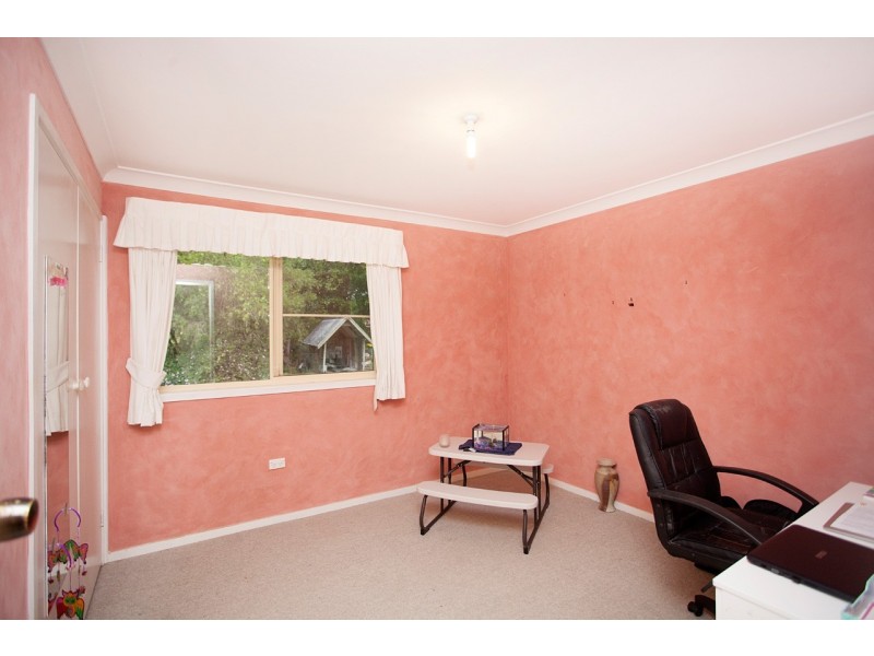 30 Kolinda Drive, Old Bar NSW 2430