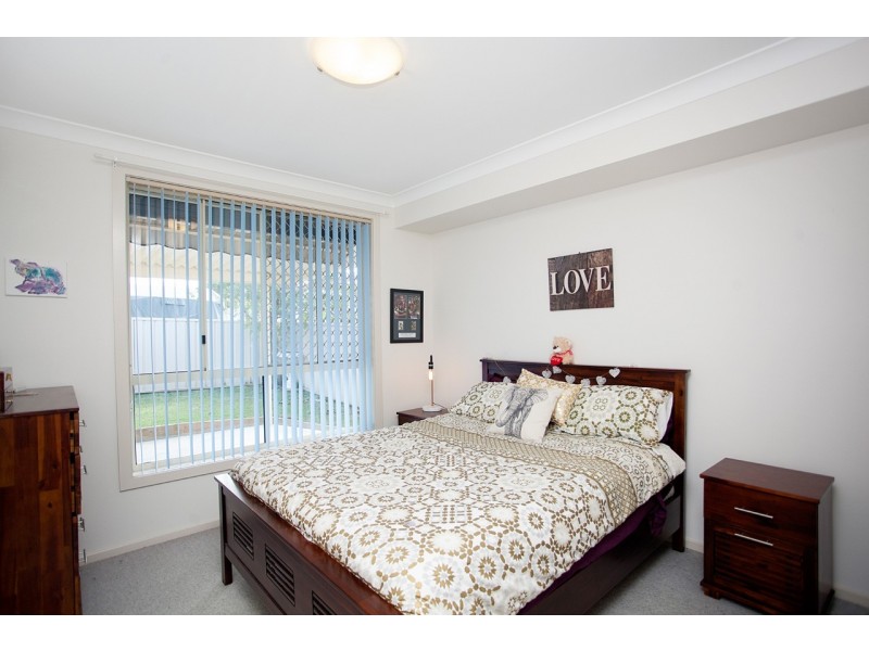 9A Medowie Road, Old Bar NSW 2430