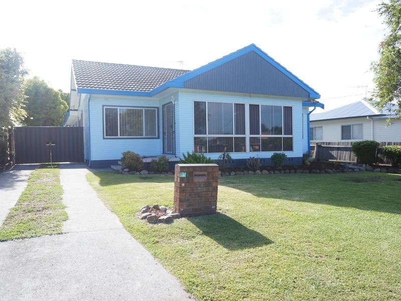 35 Oxley Street, Taree NSW 2430