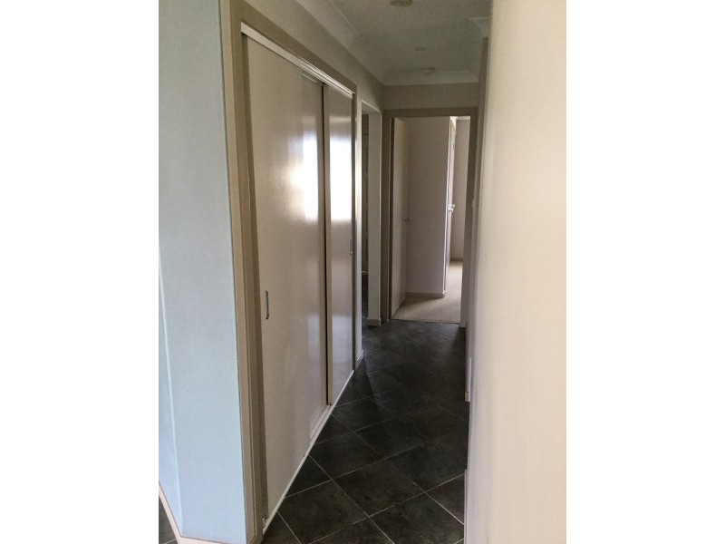 7 Rosier Place, Old Bar NSW 2430