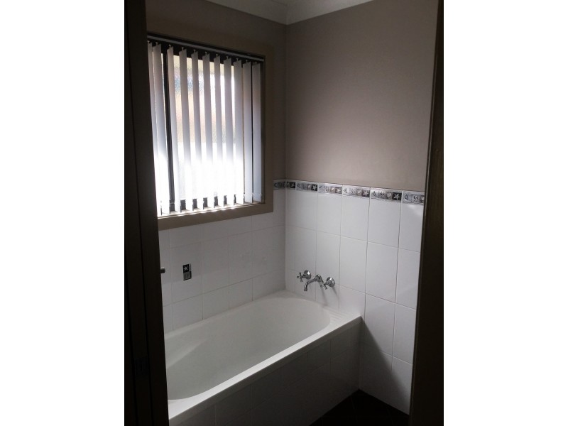 7 Rosier Place, Old Bar NSW 2430