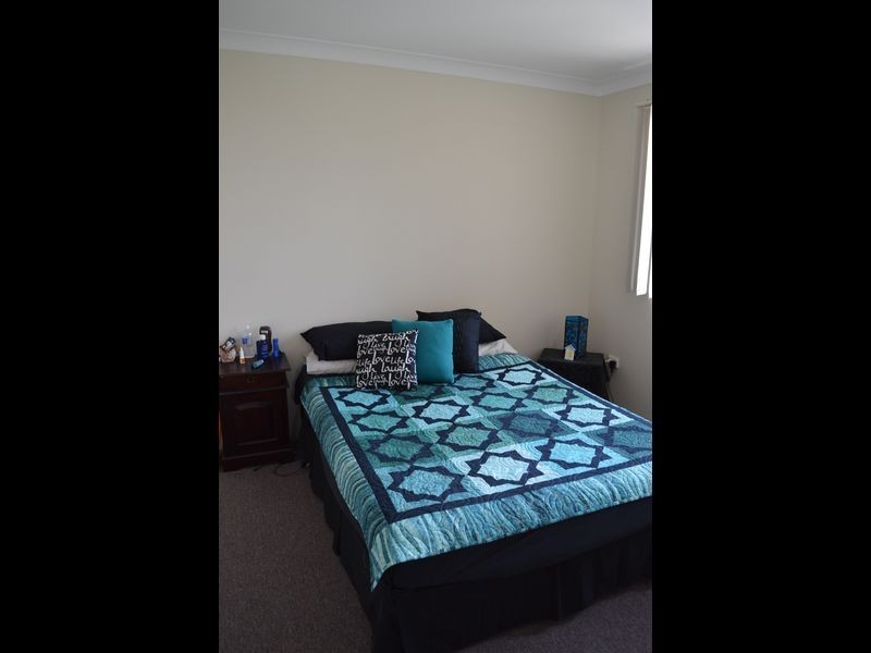 2/31 Old Bar Road, Old Bar NSW 2430