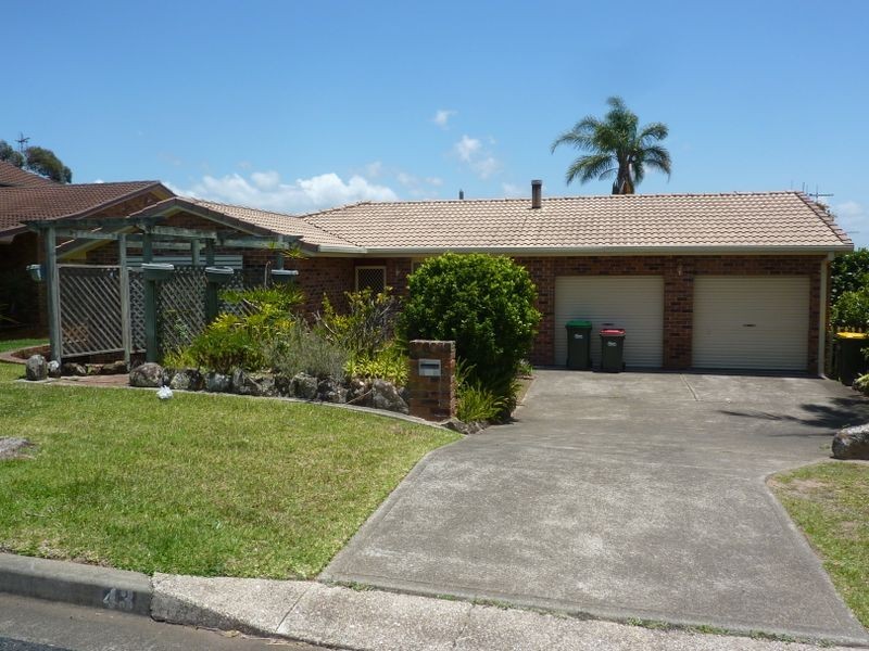 43 Molong Road, Old Bar NSW 2430